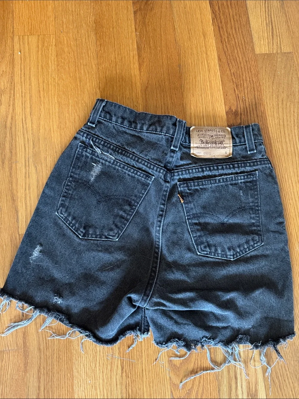 Levi’s • Vintage Black Denim Shorts
